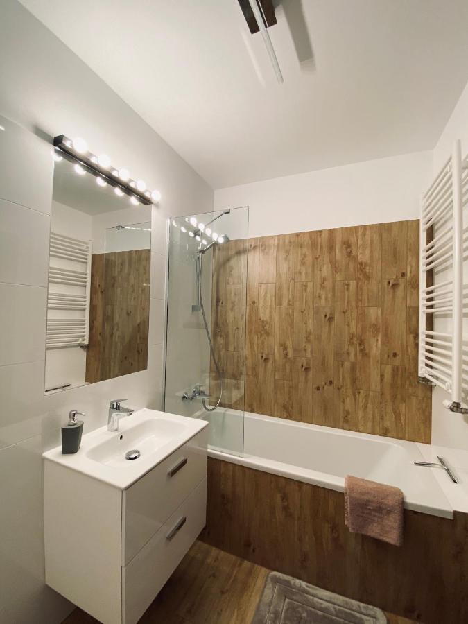 ורוצלב Green Sofa Apartment מראה חיצוני תמונה